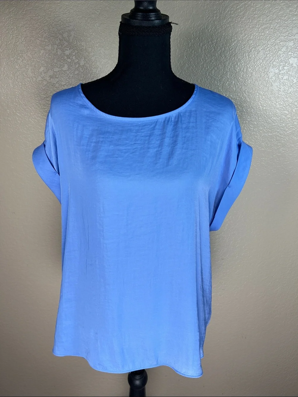 Nine West Periwinkle Short Sleeve Scoop Neck Top Size Large